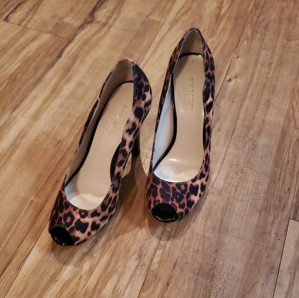{2/$20} NineWest pumps 7M